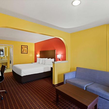 Surestay By Best Western Gulfport Bagian luar foto