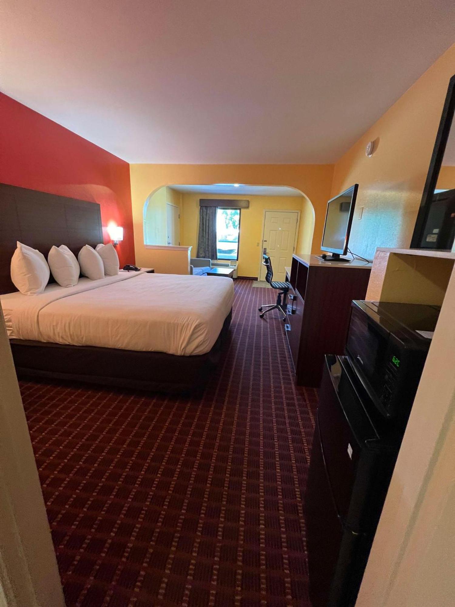 Surestay By Best Western Gulfport Bagian luar foto